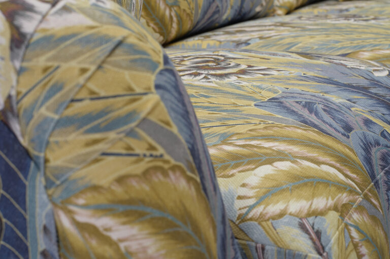 BurtonJames_Hampton3900_Sofa_Detail13