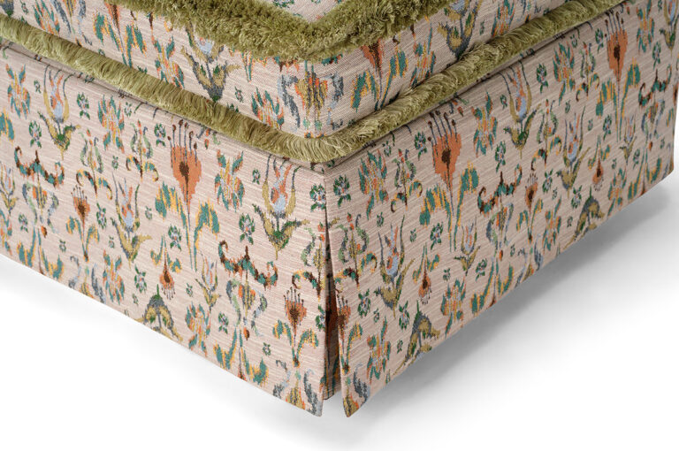 BurtonJames_Liesel_CasisBeryl_SwivelChair_Detail_3